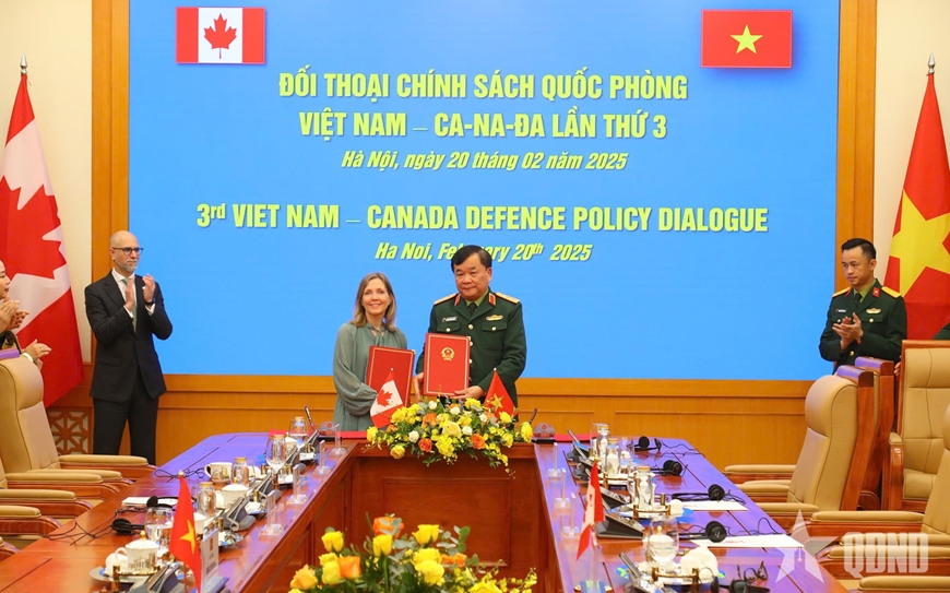 /UploadStore/admin/250220 Doi thoai QP Viet Nam Canada/05.jpg